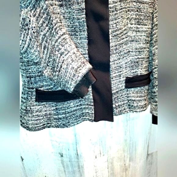 NWOT Escada Tweed Jacket - Picture 2 of 10